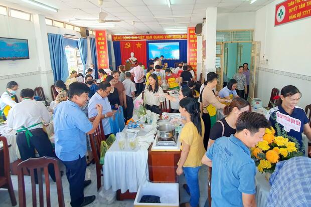 Trung tâm Y tế thành phố Sa Đéc tổ chức hoạt động kỷ niệm Ngày Quốc tế Phụ nữ 08/3/2025