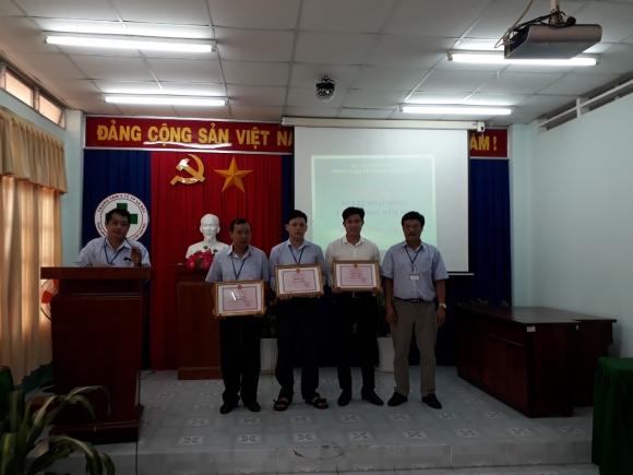 TRUNG TÂM Y TẾ TP SA ĐÉC SƠ KẾT CÔNG TÁC 06 THÁNG ĐẦU NĂM 2020