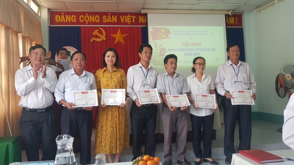 ĐẢNG BỘ TRUNG TÂM Y TẾ TP SA ĐÉC TỔNG KẾT CÔNG TÁC XÂY DỰNG ĐẢNG 2020