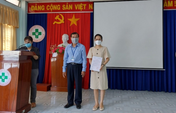 CHI BỘ LIÊN PHÒNG TỔ CHỨC LỄ CÔNG NHẬN ĐANG VIÊN CHÍNH THỨC